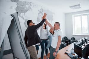 As melhores áreas de atuação para profissionais certificados no mercado financeiro